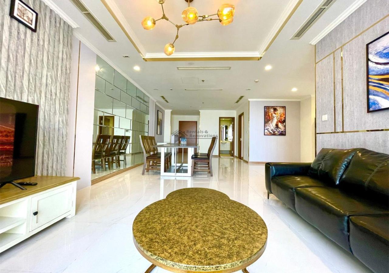 The Vinhomes Park - The Buildings Surrounding Landmark 81 * Ho Chi Minh City