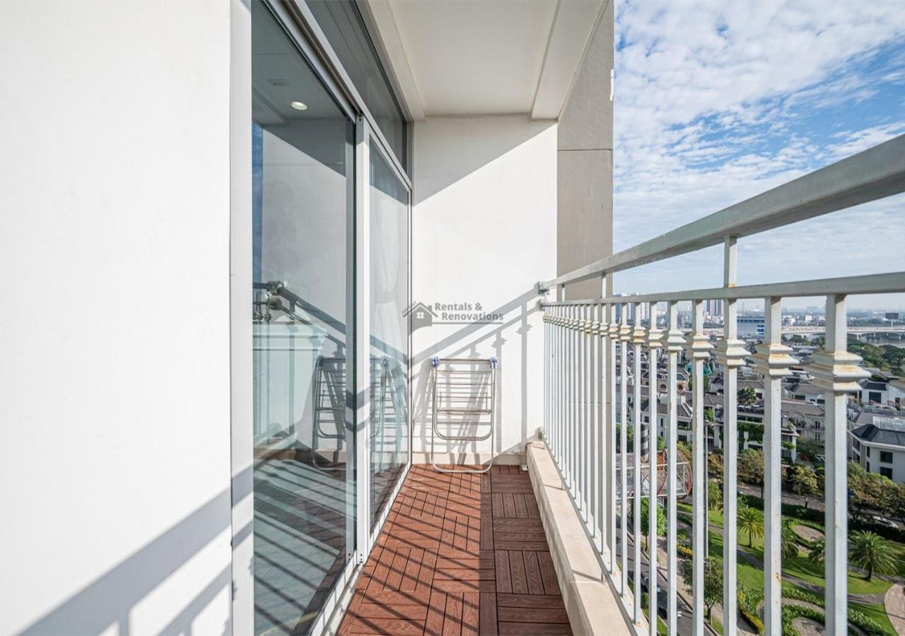 Apartment The Vinhomes Park - The Buildings Surrounding Landmark 81 *