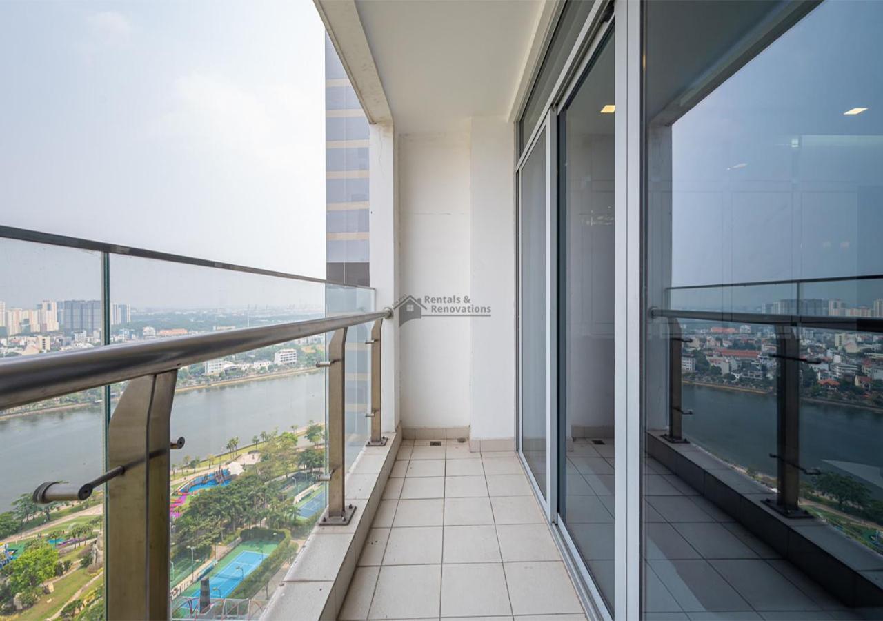 The Vinhomes Park - The Buildings Surrounding Landmark 81 Căn hộ TP. Hồ Chí Minh
