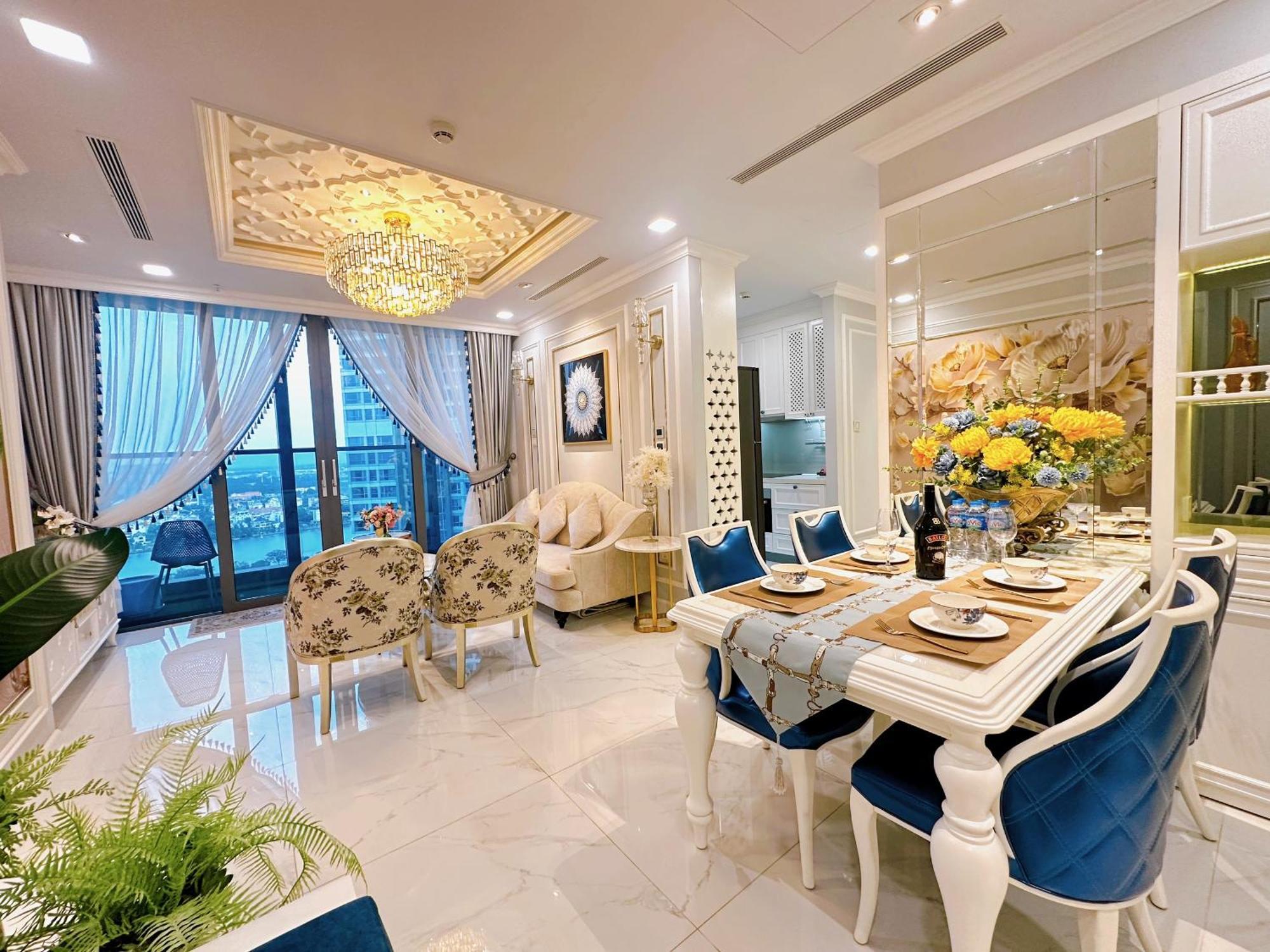 Căn hộ The Vinhomes Park - The Buildings Surrounding Landmark 81 *