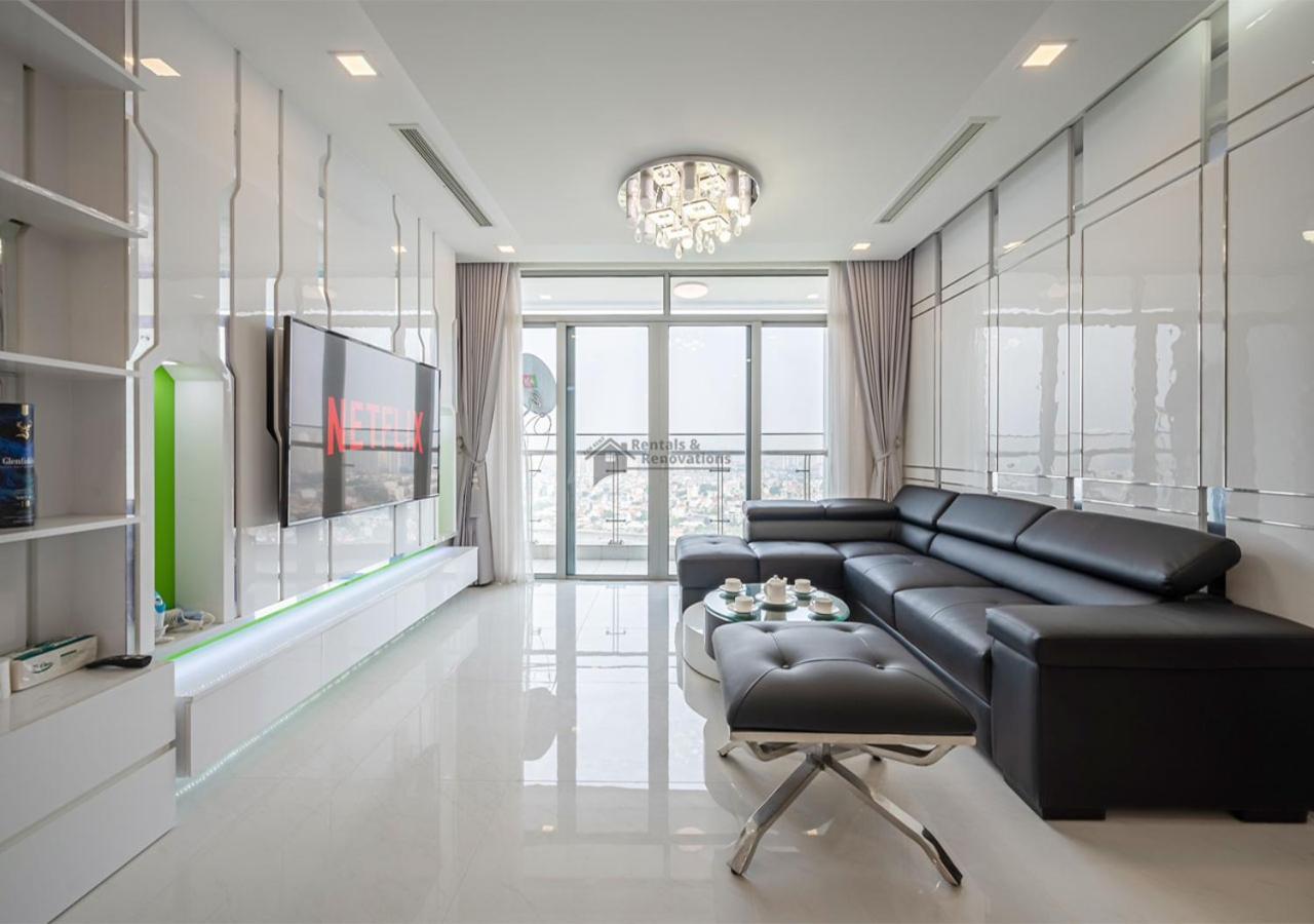 The Vinhomes Park - The Buildings Surrounding Landmark 81 *