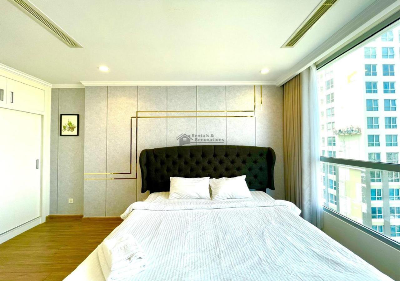 Apartment The Vinhomes Park - The Buildings Surrounding Landmark 81
